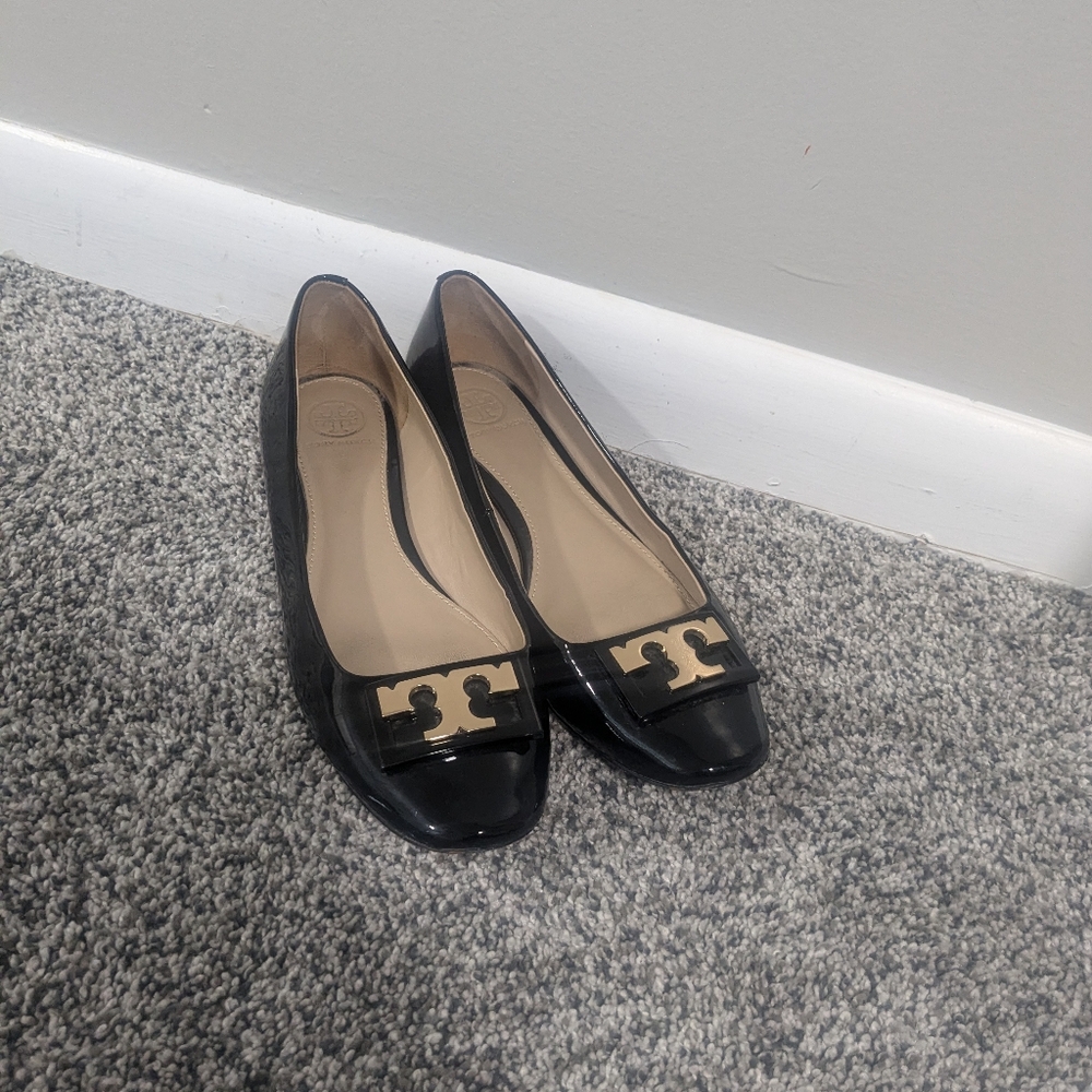 Tory Burch Gigi Black Patent Ballet Flat size 7.5